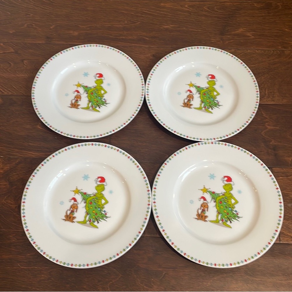 The Grinch Set Of 4 Salad Plates New Christmas Tree New